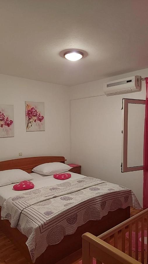 Apartmani Katarina Mundanije Kültér fotó