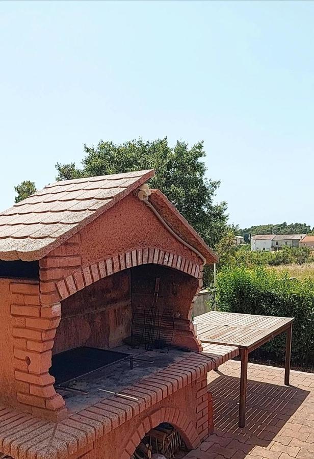 Apartmani Katarina Mundanije Kültér fotó