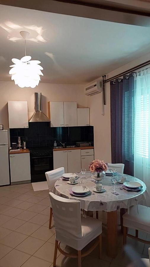 Apartmani Katarina Mundanije Kültér fotó